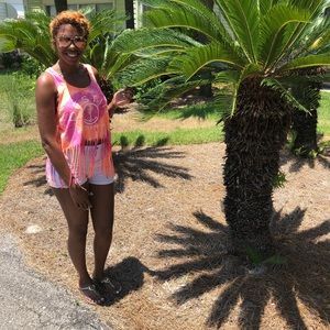 Meet your Posher, Whitney